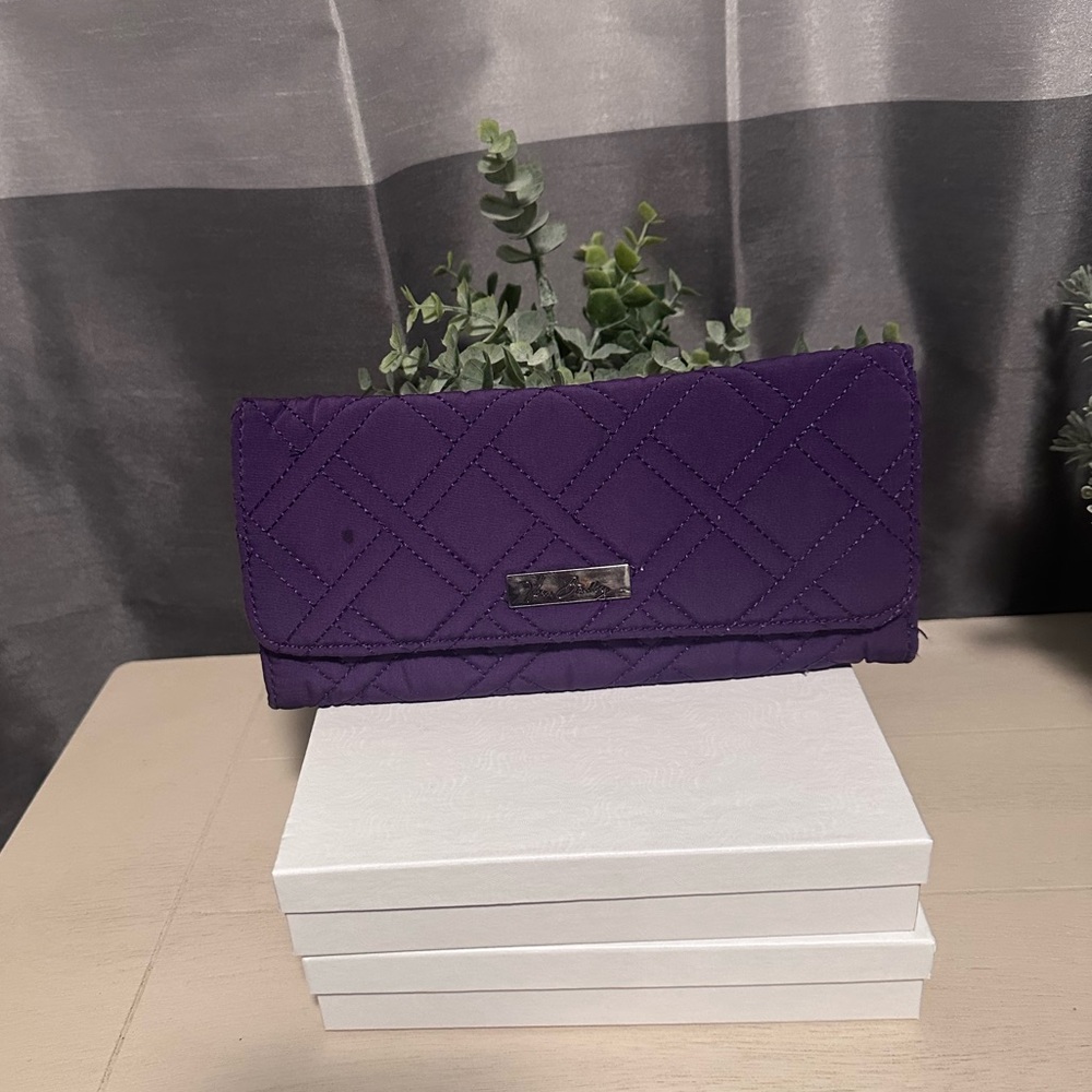VERA BRADLEY Purple Quilted Wallet (EUC)